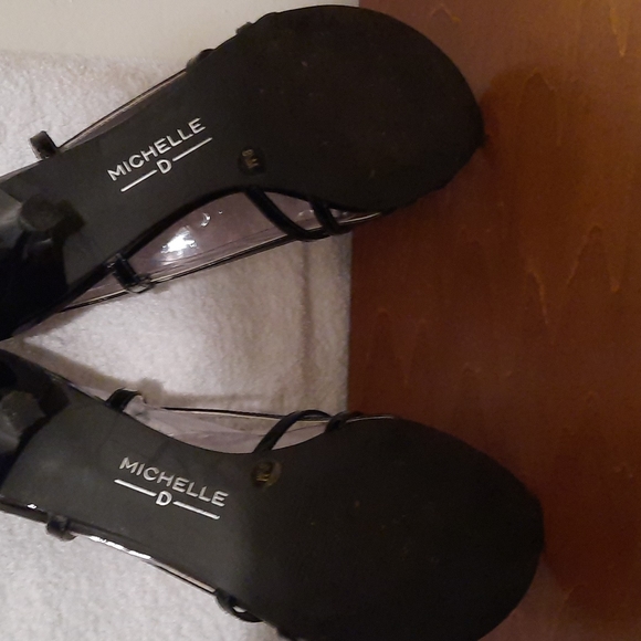 Ladies Sandal - Picture 4 of 4